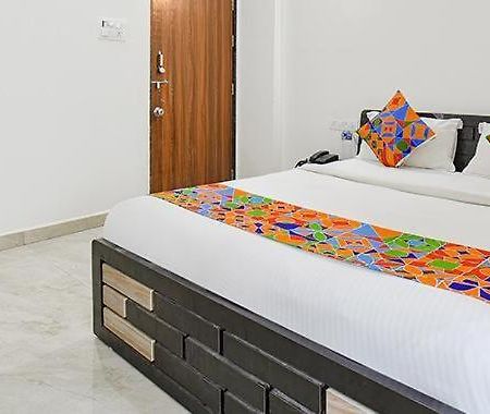 Hotel Dhd Deluxe - New Delhi Railway Station Exterior foto