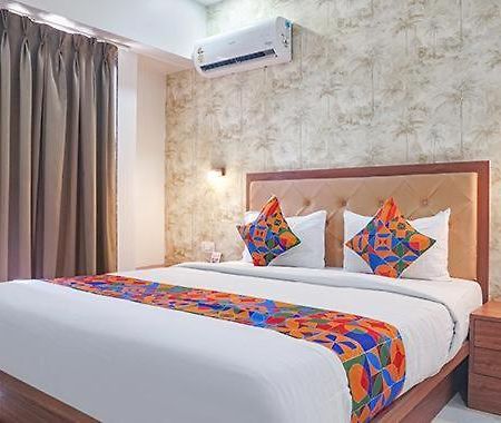 Hotel Dhd Deluxe - New Delhi Railway Station Exterior foto