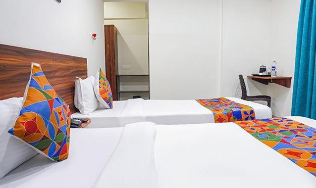 Hotel Dhd Deluxe - New Delhi Railway Station Exterior foto